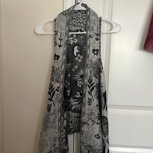 Reversible high-low cardigan vest